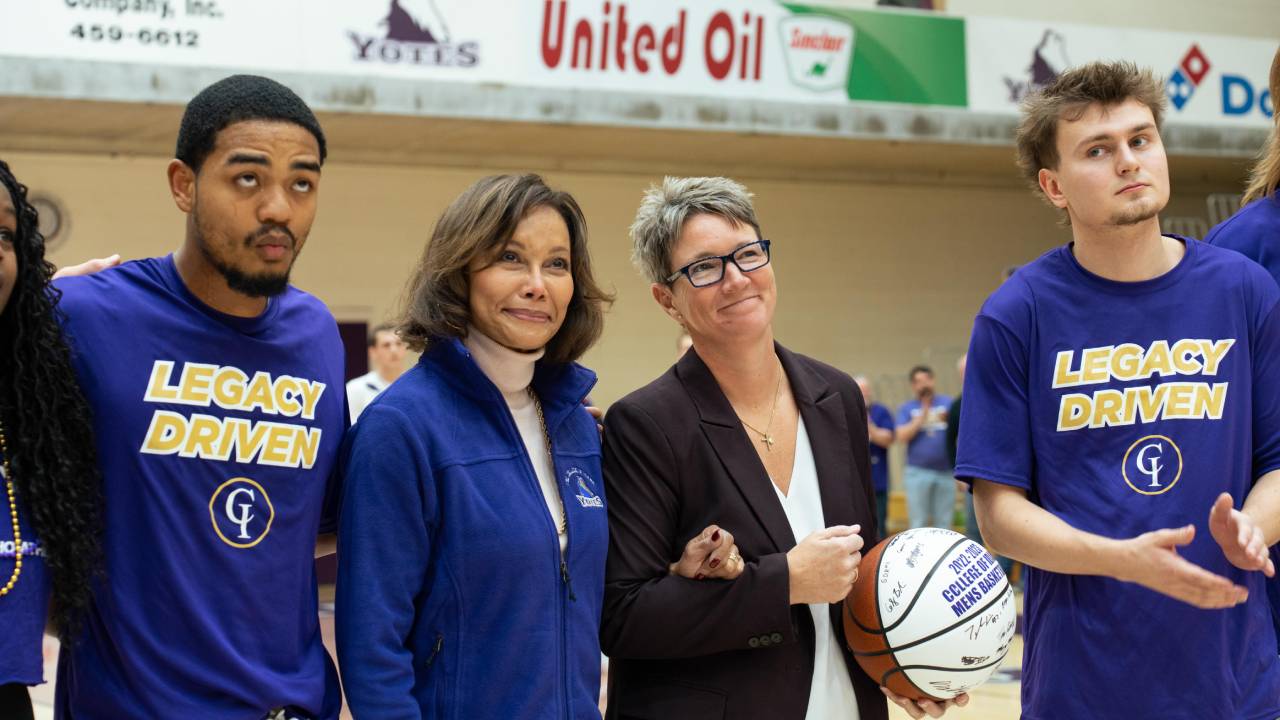 Elgin Baylor Arena Honors Trailblazer