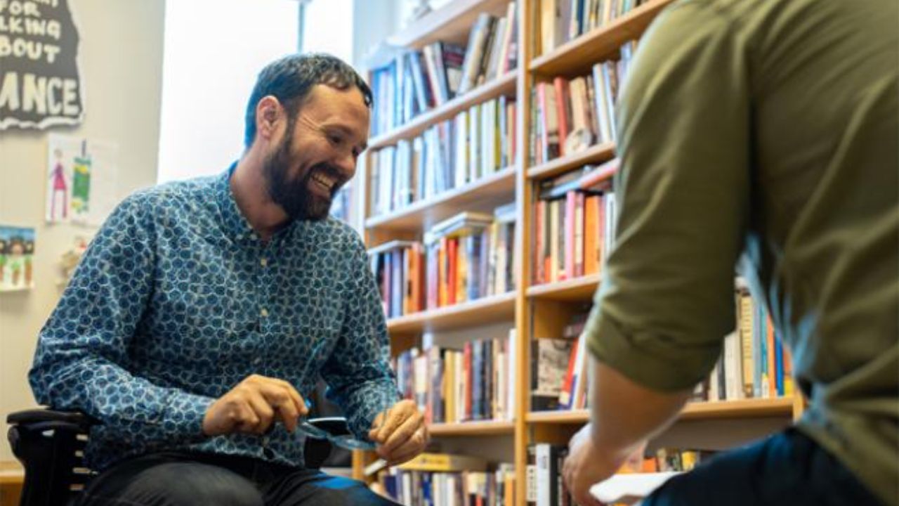 Quest Unexpected Expert AI Learning